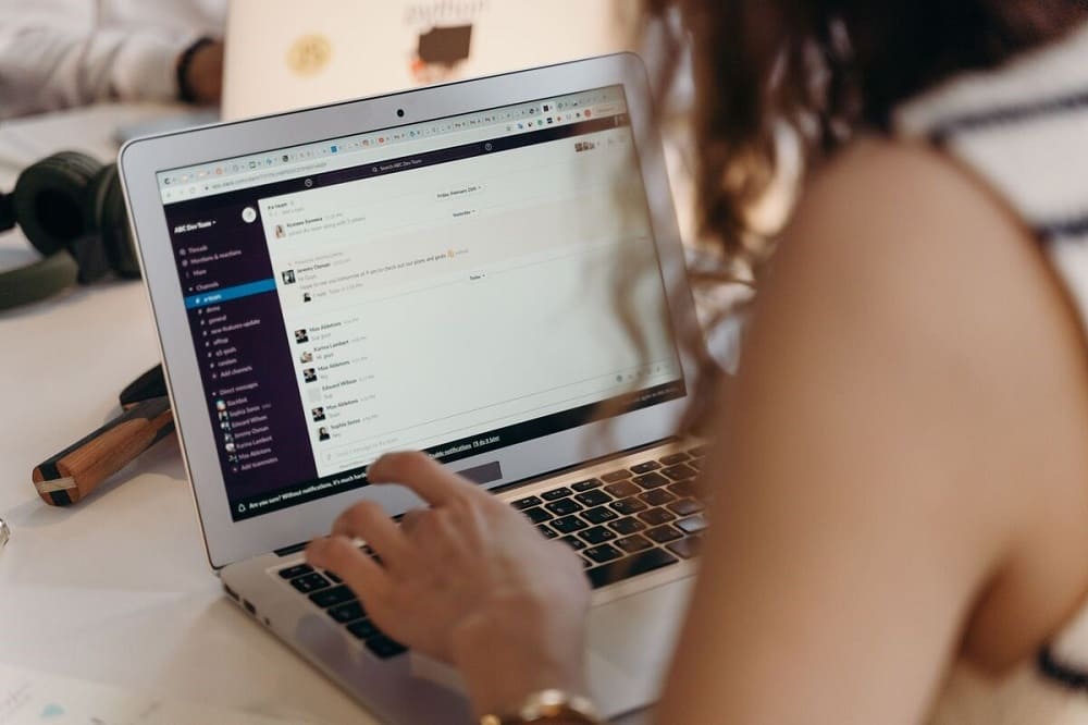 Automatiza la reserva de salas de juntas en Outlook paso a paso